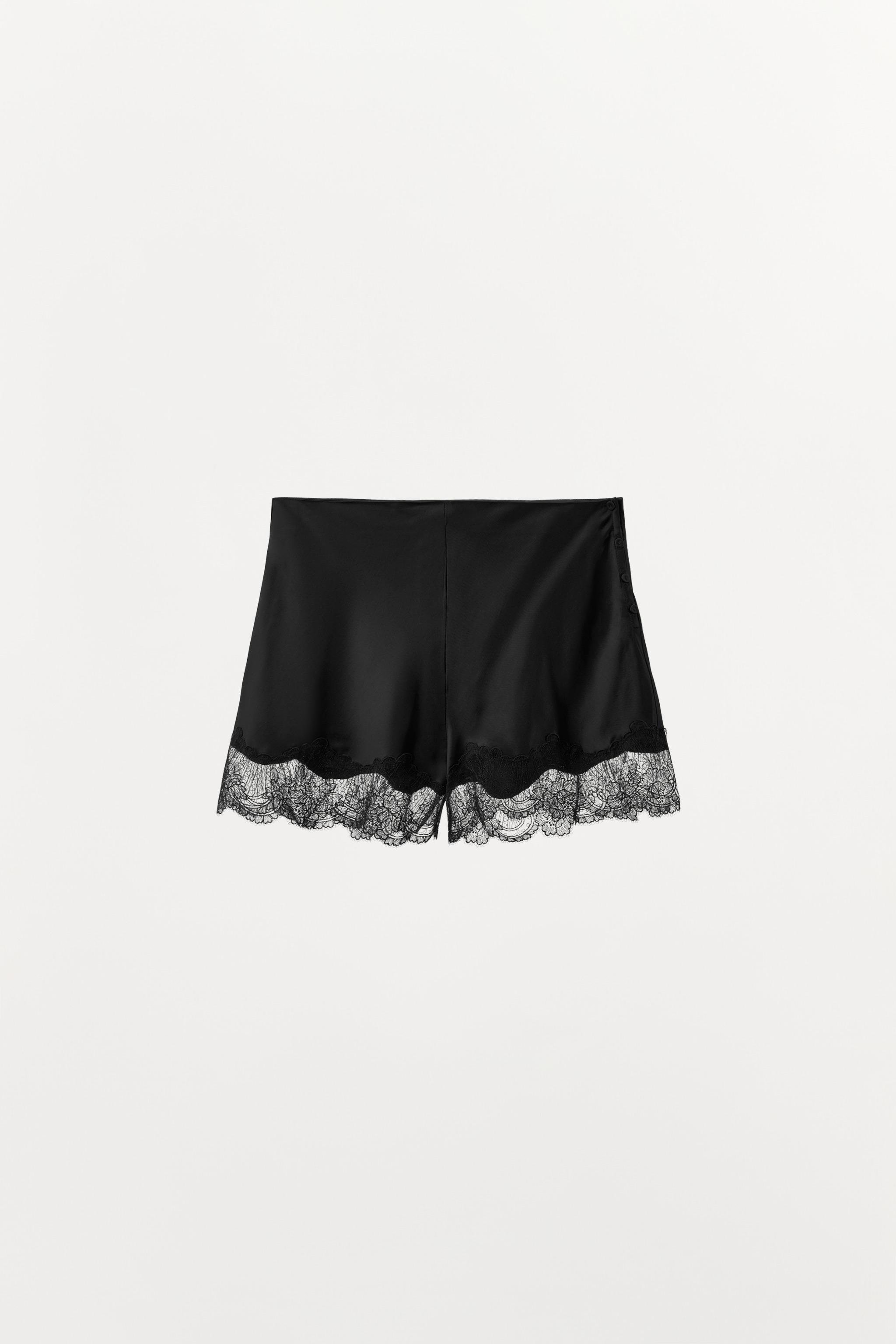 SATIN LACE SHORTS
